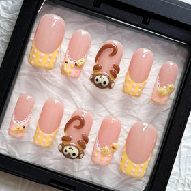 MAGLFELL front packaging showing cute monkey design and benefits