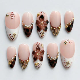 MAGLFELL nails shown in hand for scale illustrating Size S fit and wearable comfort benefit