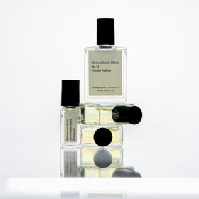 Maison Louis Marie perfume oil drop on skin demonstrating smooth texture benefit