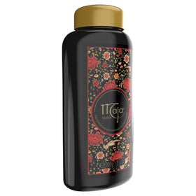 Maja application sprinkle on skin demonstrating gentle freshness and moisture absorption