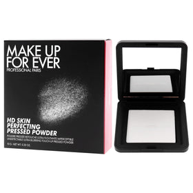Make Up For Ever powder on brush showing easy application and natural mattifying benefit