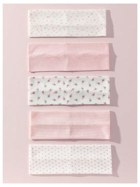 MakeMeChic headband on hand showing one-size stretch and length
