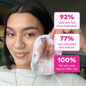 MakeUp Eraser Coffee Break damp pad removing mascara with water for easy cleansing