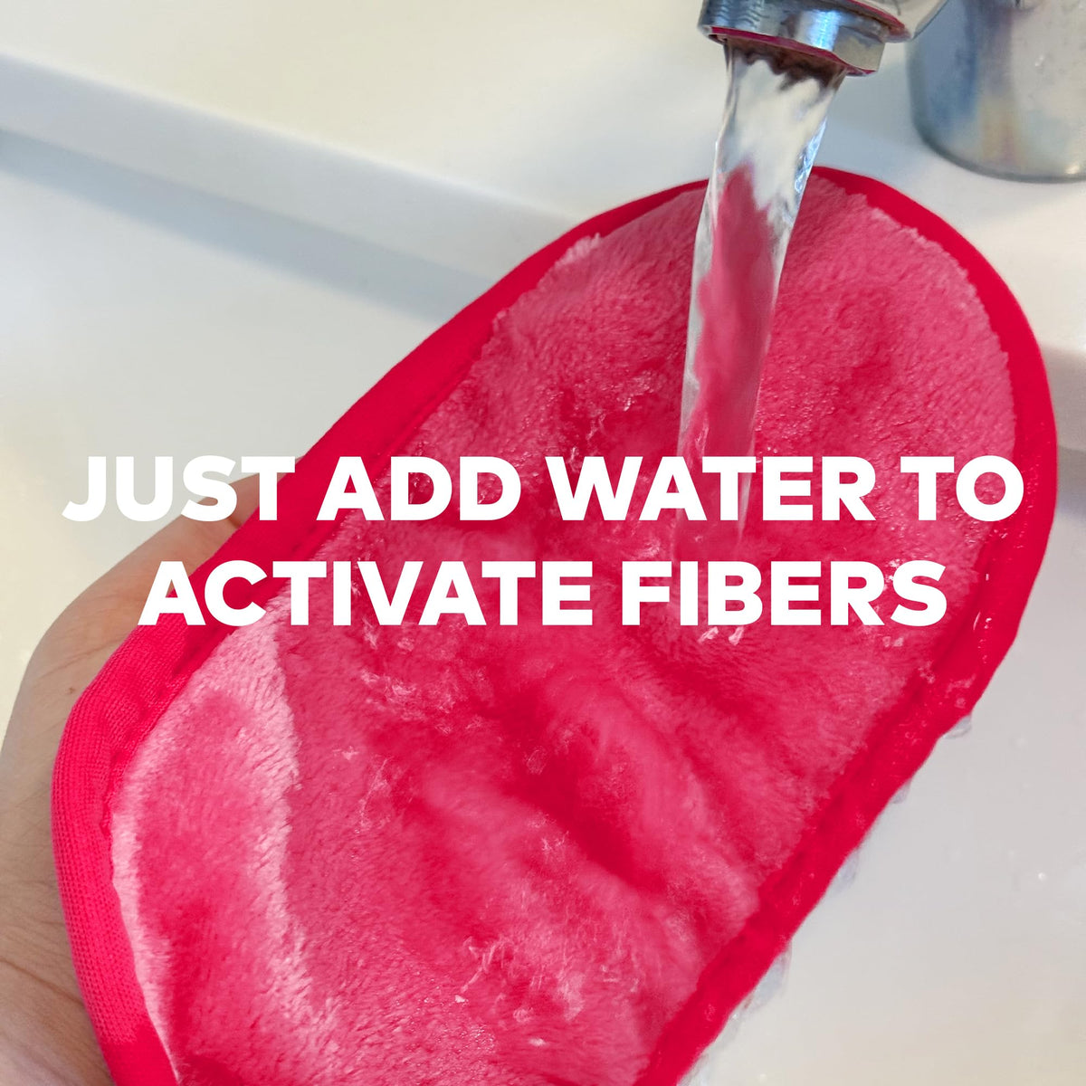 MakeUp Eraser long fiber texture for gentle exfoliation and smoother skin