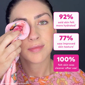 MakeUp Eraser PRO Puppy displayed on hand to show size and travel convenience