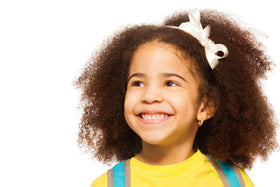 MAKOF BEAUTY applied while detangling hair to show easier combing benefit
