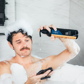MANSCAPED pump close-up dispensing body wash, demonstrates easy use for controlled amounts
