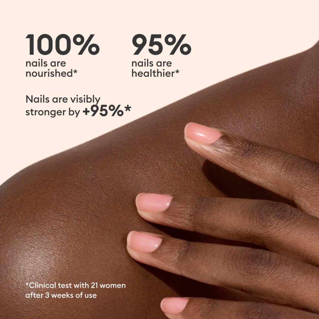 Manucurist polish applied on hands in everyday setting benefit: natural radiant nails