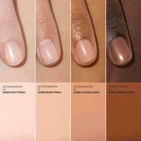 manucurist golden finish reflective swatch shows satin sheen