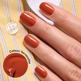 Manucurist brush detail demonstrating smooth application and precise strokes benefit: even finish