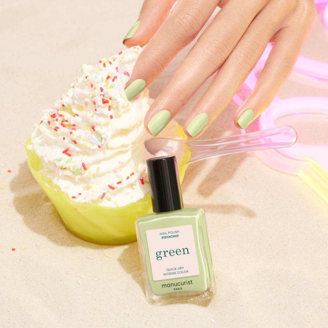 Manucurist Pistachio close-up texture revealing creamy, non-iridescent finish benefit