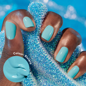 Manucurist Riviera professional brush delivering smooth application and flawless coverage