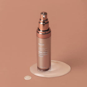 ma:nyo pump close-up revealing dispensing mechanism for controlled application
