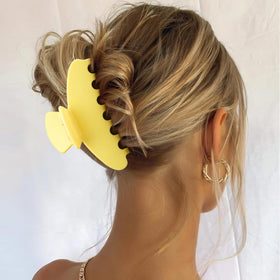 MAORULU used in full updo holds long hair firmly with comfortable support