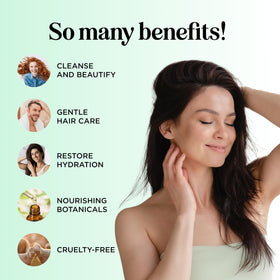 Maple Holistics conditioner pouring texture demonstrating lightweight hydration