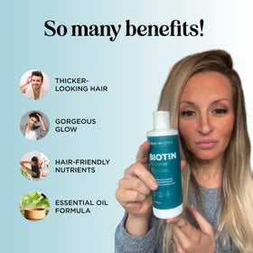 Maple Holistics label close-up highlighting ingredients and clean formulation benefit