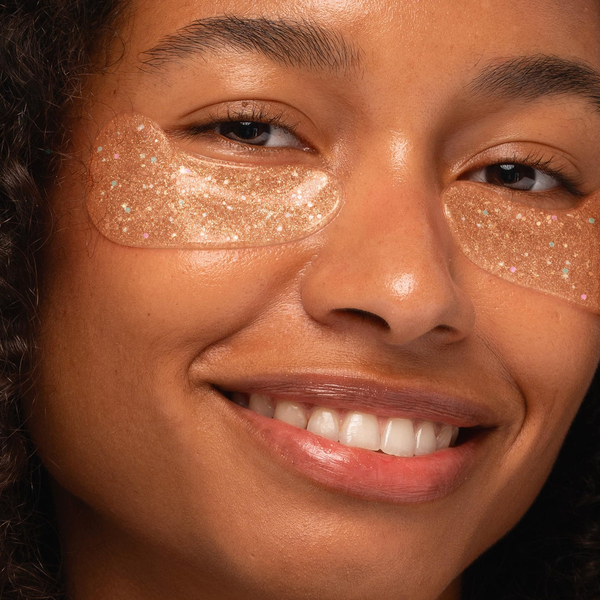 MAREE before and after under-eye image showing reduced puffiness