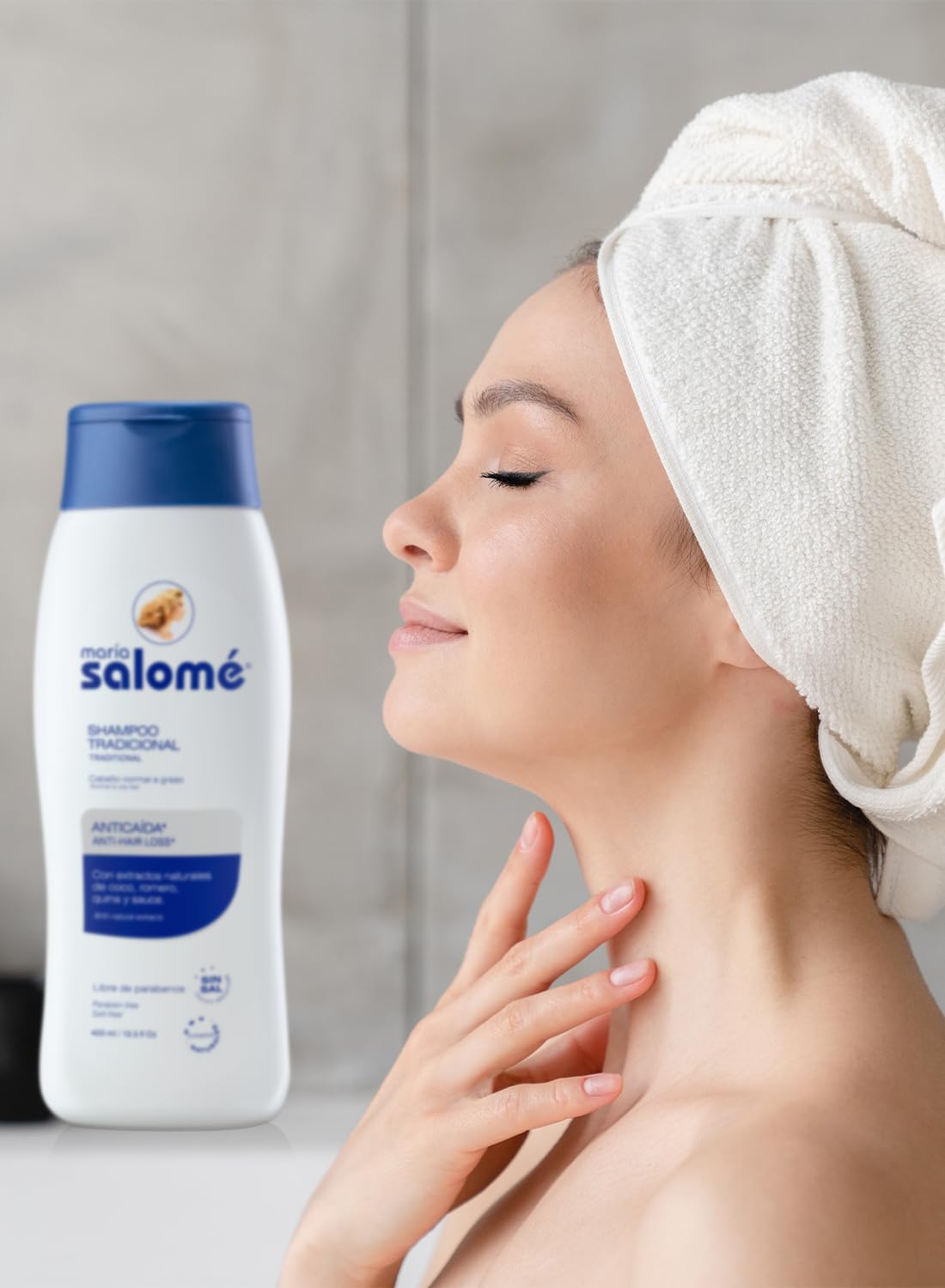 Maria Salome bottle in hand demonstrating easy application