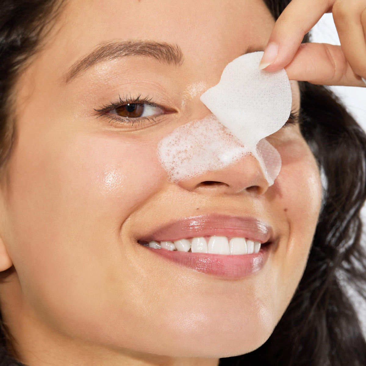 Mario Badescu patch foaming on damp skin showing deep-clean benefit