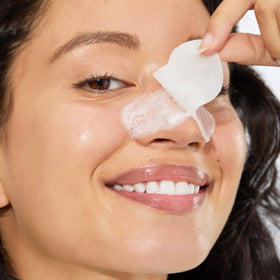 Mario Badescu patch foaming on damp skin showing deep-clean benefit