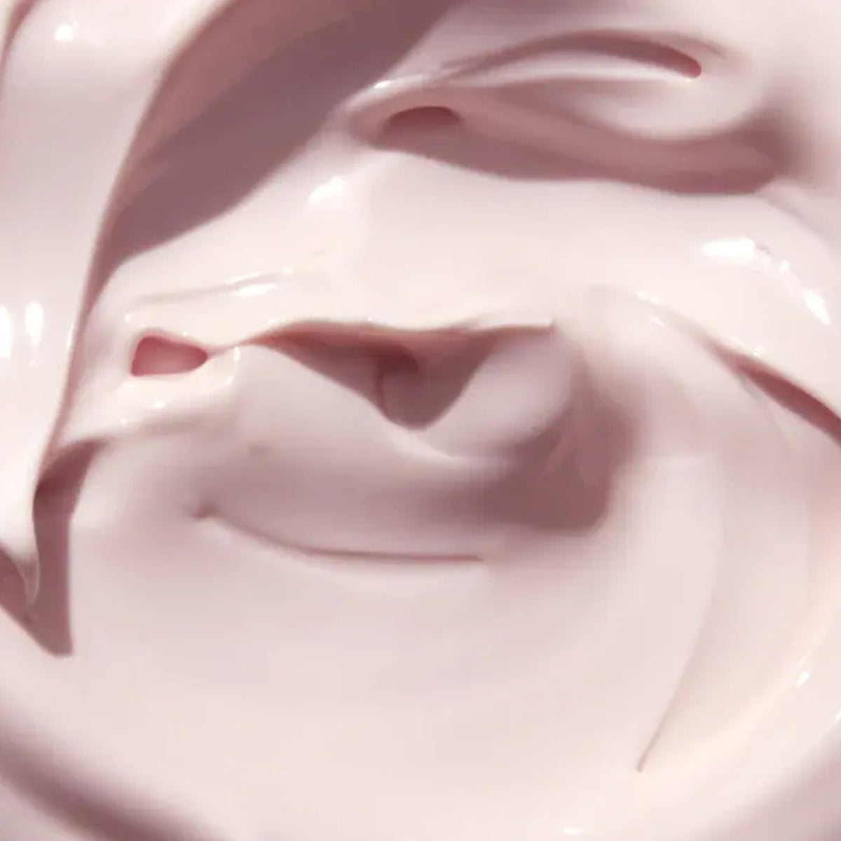 Mario Badescu label close-up showing ingredients and antioxidant benefit
