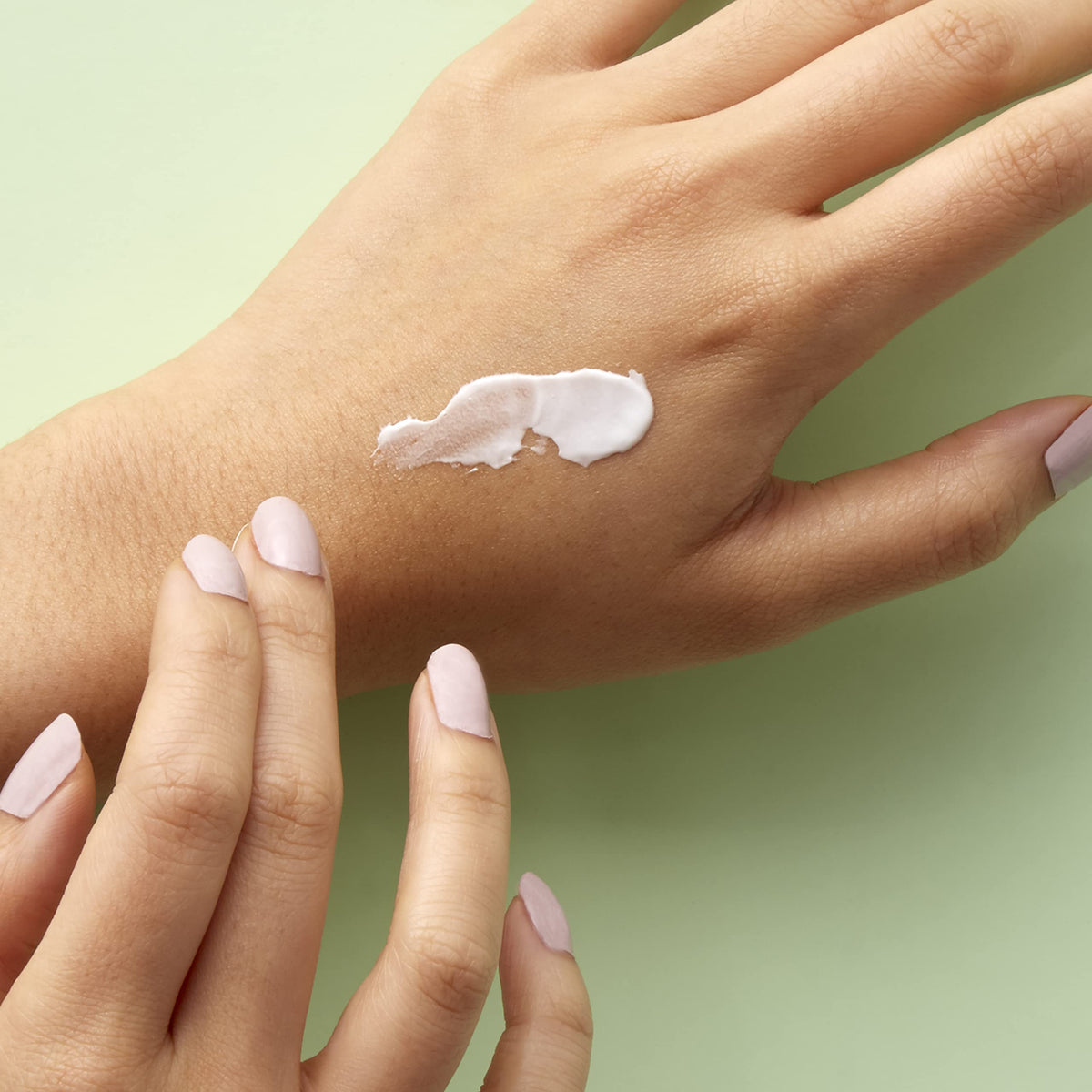 Mario Badescu open jar close-up texture, illustrates lightweight absorbent cream