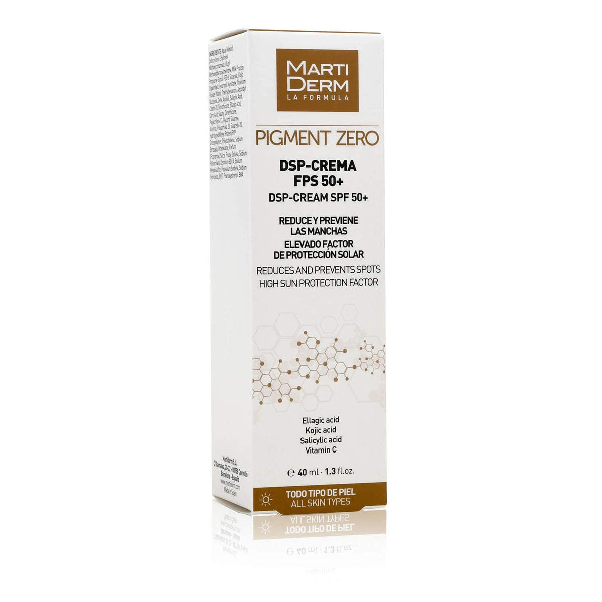 Martiderm close-up of cream texture demonstrating smooth absorption benefit
