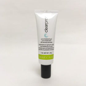 Mary Kay Clearproof front packaging shows tube and benefits for targeted blemish care