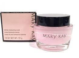 Mary Kay cream texture close-up illustrating rich, hydrating consistency