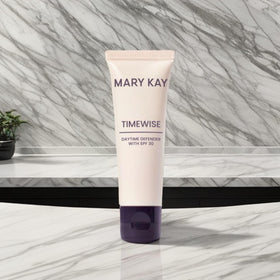 Mary Kay Timewise under makeup demo for smooth foundation application