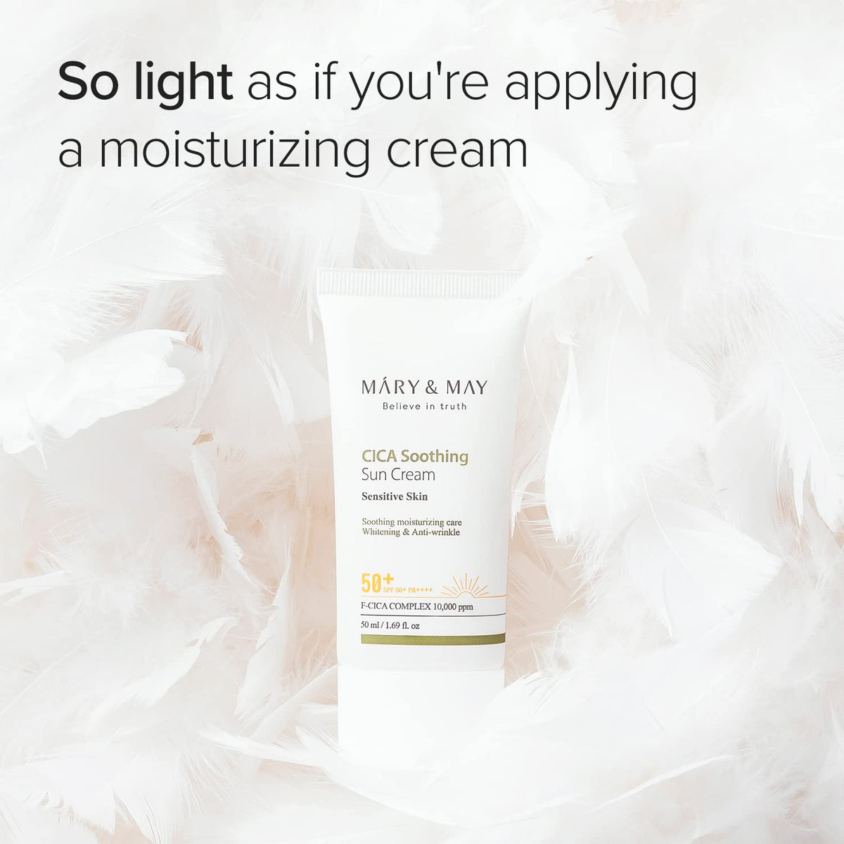 Mary&May applying sun cream on face illustrating non-sticky daily use