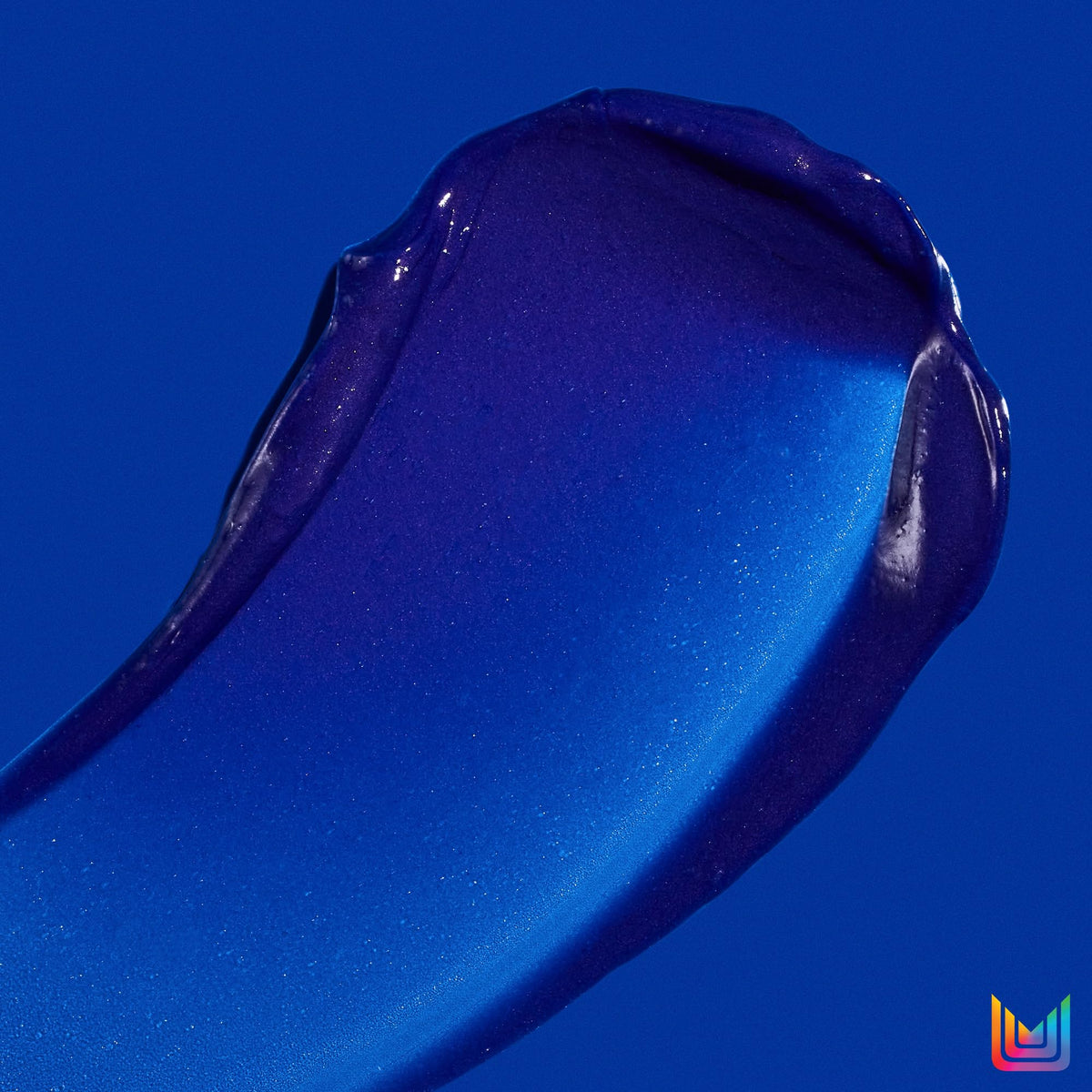 MATRIX ceramide ingredient focus highlighting moisture retention and stronger hair