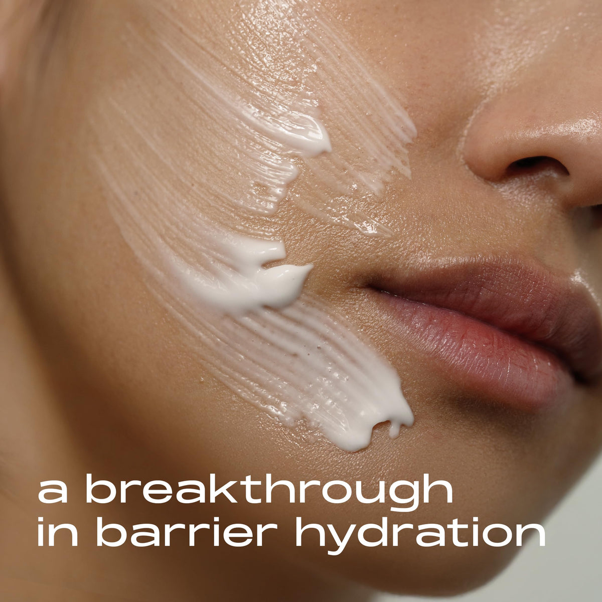 MATTER OF FACT panthenol ingredient vial highlighting the 5% pro vitamin B5 hydration benefit