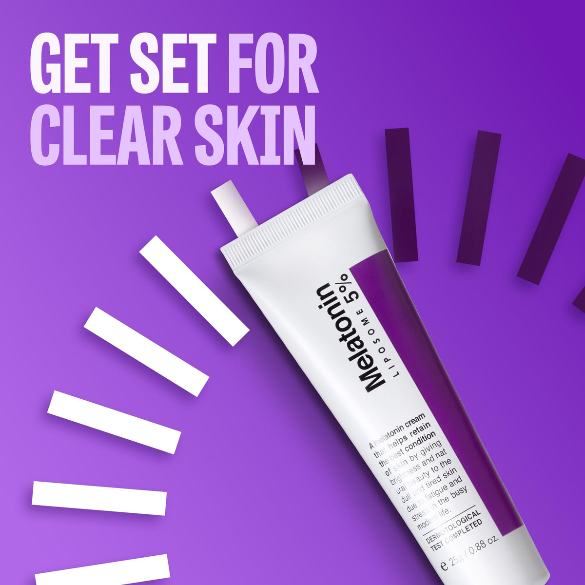 MAXCLINIC cream texture close-up demonstrating silky hydration and absorption
