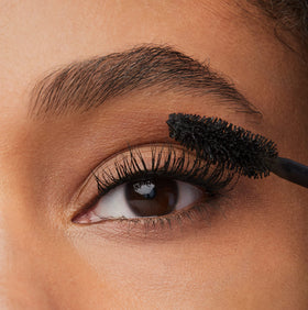 Maybelline Colossal cap label detail showing brand and long-wear feature