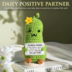 MAYICIVO vanilla-coconut candle and bath bomb set creating calming at-home spa