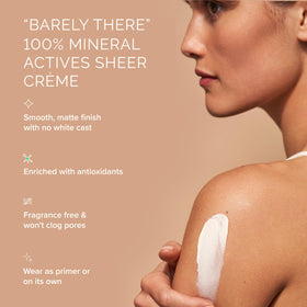 MDSolarSciences crème being dispensed onto hand demonstrating smooth, spreadable texture