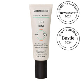 MDSolarSciences close up of creamy texture illustrating smooth blendability and hydration