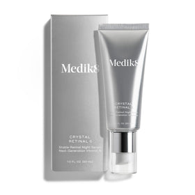 Flatlay of Medik8 Crystal Retinal 6 with hyaluronic acid and vitamin E ingredients for efficacy