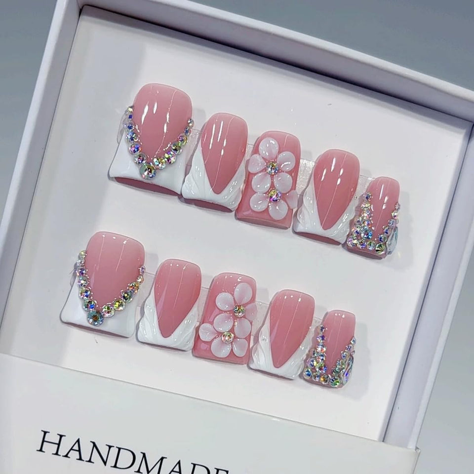 meemooron front packaging showing white French tips and included accessories for easy application