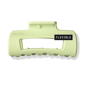MELLO CloudFlex front view showing compact green clip and secure hold