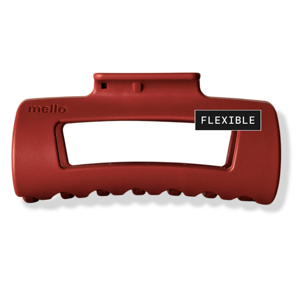 MELLO front view of medium red clip showing shape and color, comfortable hold