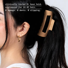 MELLO side profile highlighting clip thickness and matte non-slip finish benefit