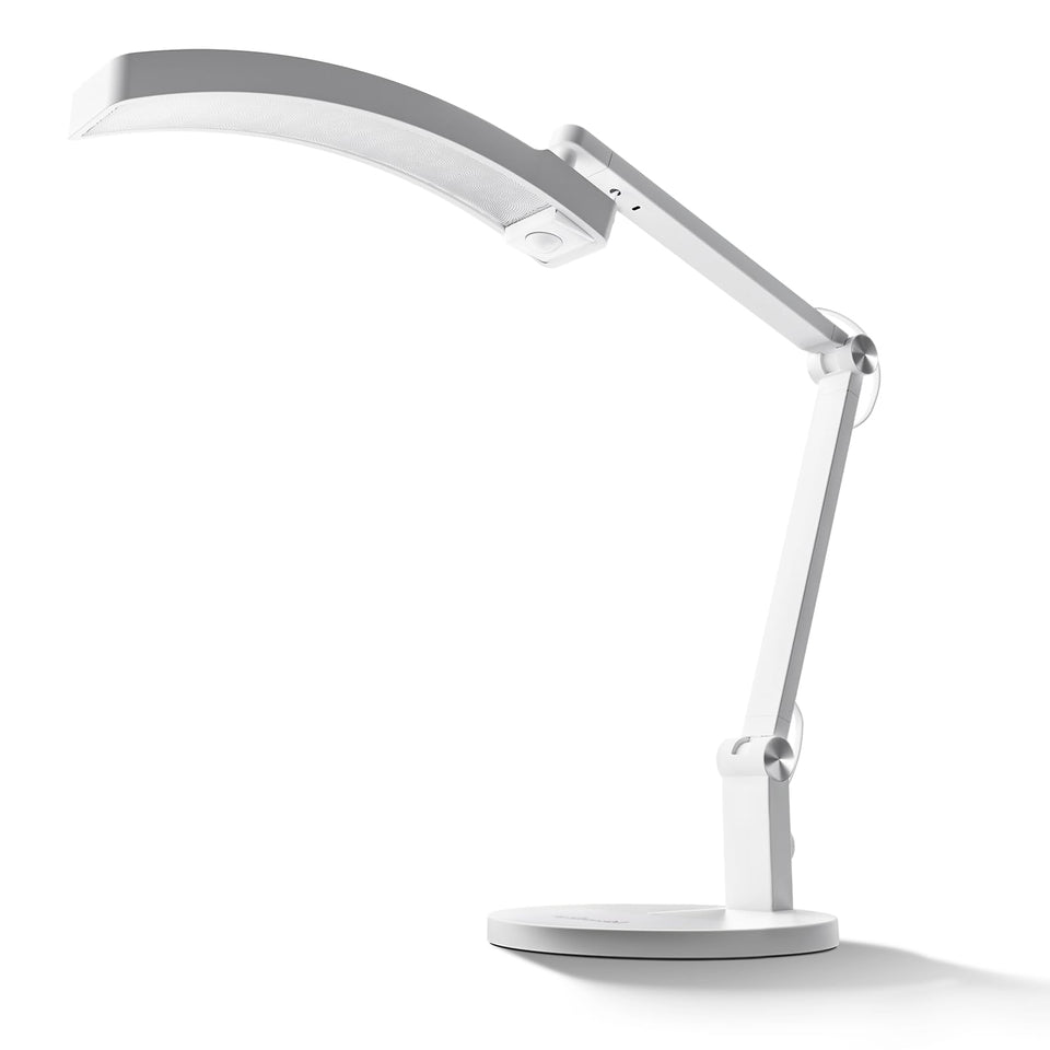 MelodySusie S-Pro25A front profile showing compact lamp and even lighting benefit
