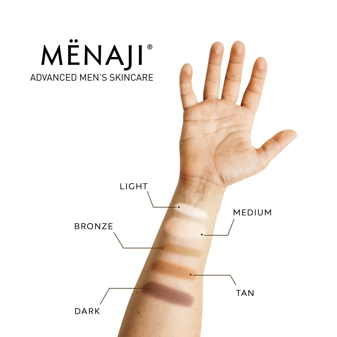 MËNAJI compact in hand showing scale and portability for grooming on the go