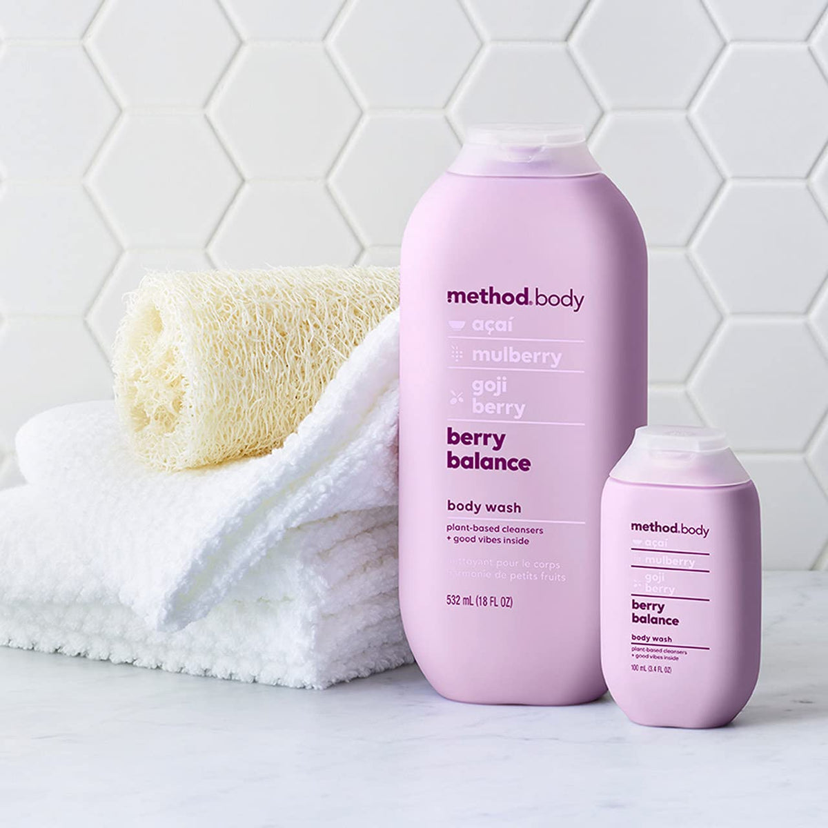 Method gel texture on palm demonstrating lather and moisturizing benefit