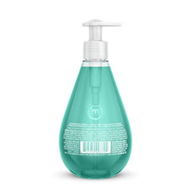 Method pump close-up highlighting dispenser quality and easy use benefit