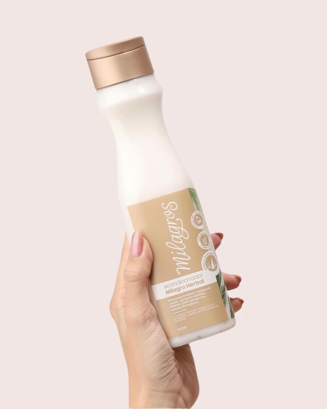Milagros conditioner creamy texture detail indicating detangling and smoothing benefit