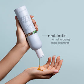 milk_shake botanical display with coriander and helichrysum highlighting natural extracts