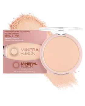 Mineral Fusion compact front view showing shade Warm 1 and matte finish benefit